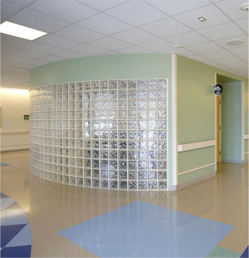 partisi ruangan glass block wave by muliaglass