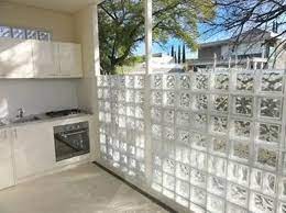 partisi dari glassblock